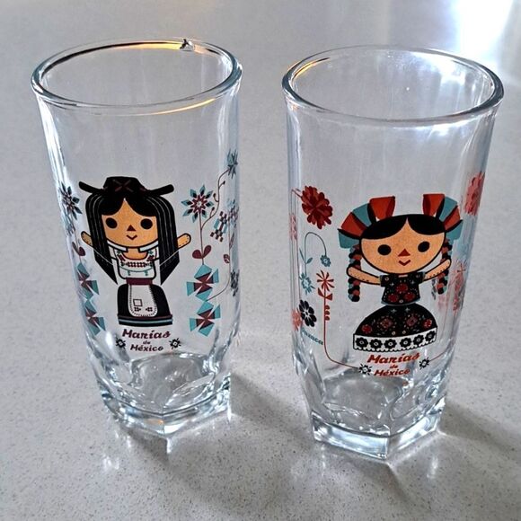 Dona Maria Vintage 1970’s Set of 2 Mole Juice Glasses by Artist Paulo Villagran - Picture 1 of 10